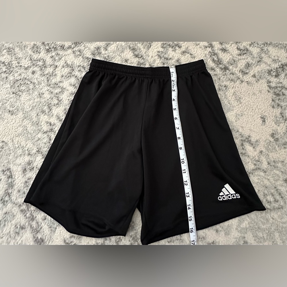 Kids medium Adidas Black Athletic Shorts Lightweight Breathable